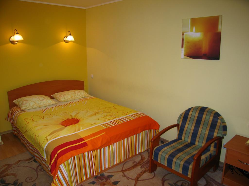 Hotel Service Predslava On Antonovicha Street Киев Номер фото